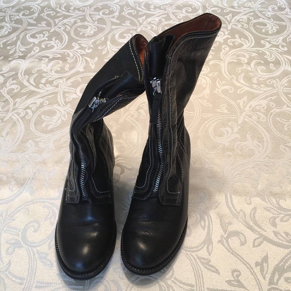 Gentle Soul Pod Mix Boots By Kenneth Cole